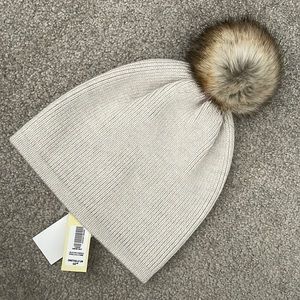 Cream pom pom beanie ( Aritzia )